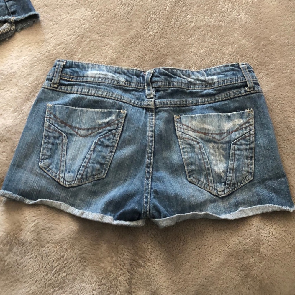 Jean shorts - Picture 2 of 3